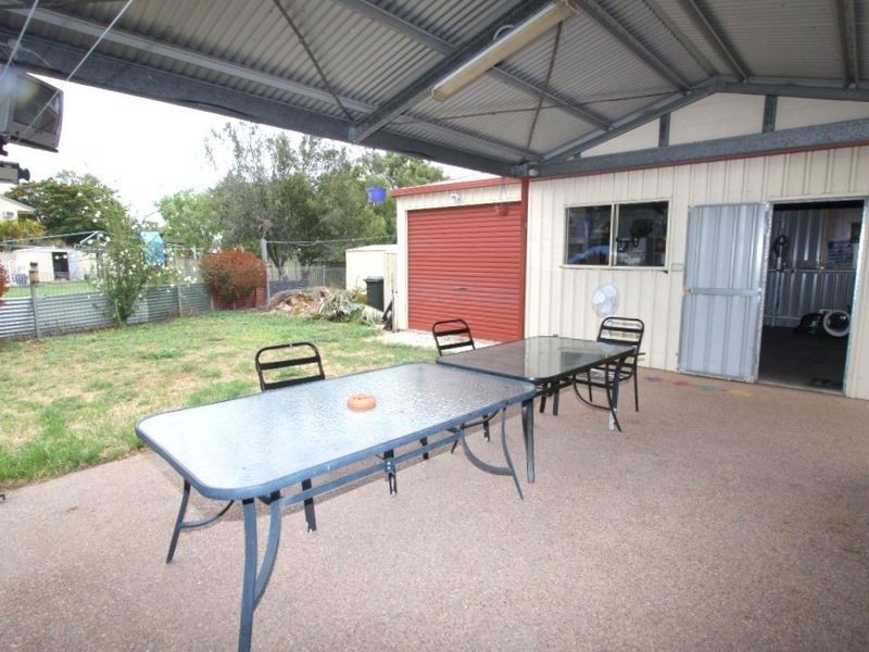 6 Julie Court, Emerald QLD 4720