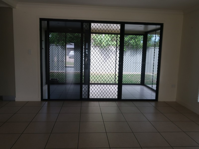 Unit 1/68 Moody Street, Emerald QLD 4720