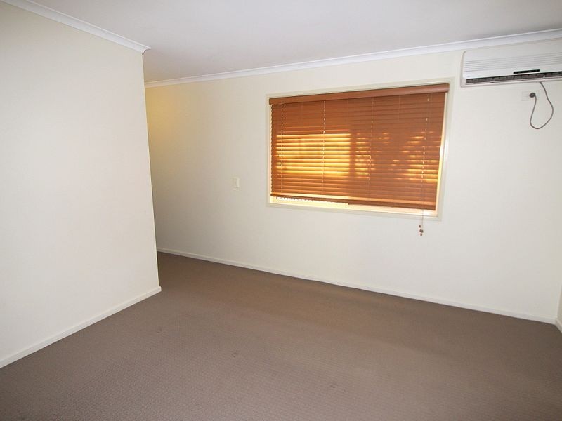 17 Eubar Place, Emerald QLD 4720