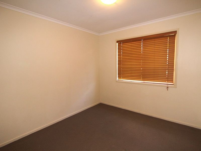 17 Eubar Place, Emerald QLD 4720