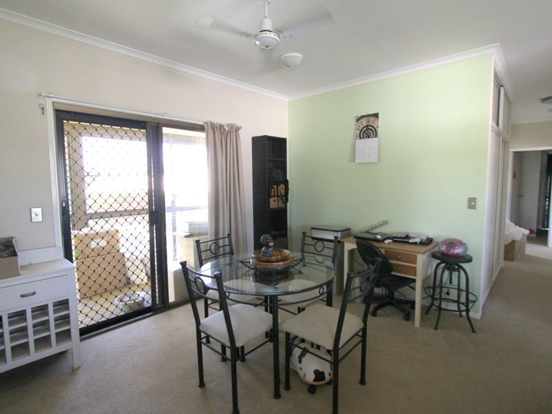 6 Green Grove, Emerald QLD 4720