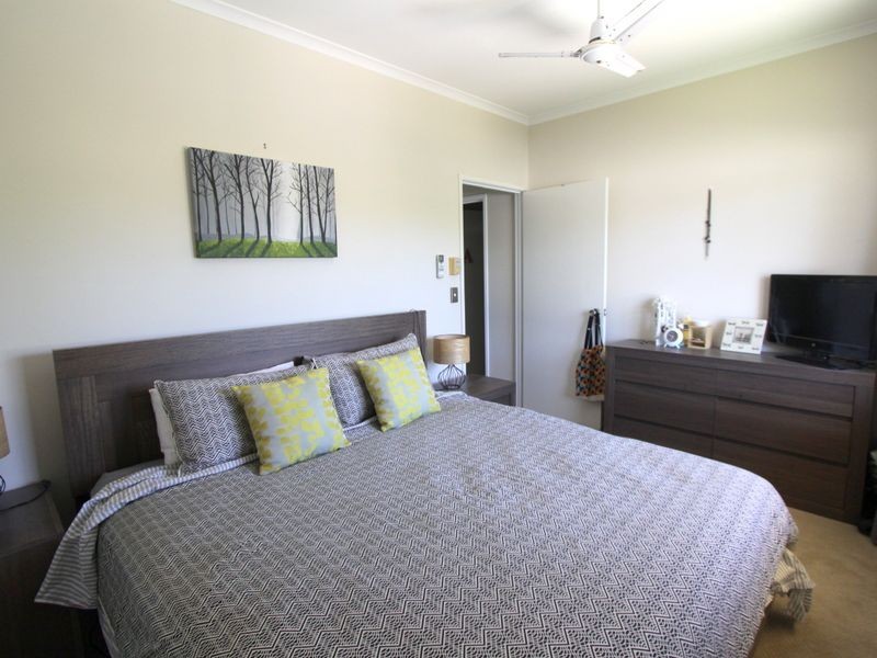 6 Green Grove, Emerald QLD 4720