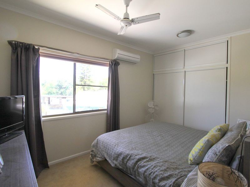 6 Green Grove, Emerald QLD 4720