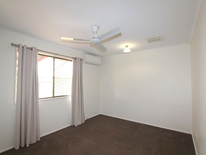 19 Mellish Crescent, Emerald QLD 4720