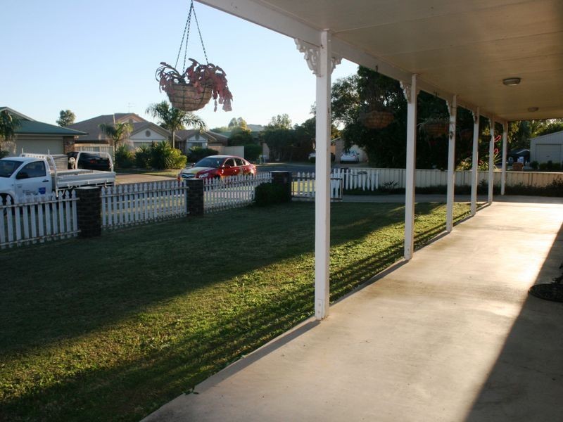 9 Bauhinia Ct, Emerald QLD 4720