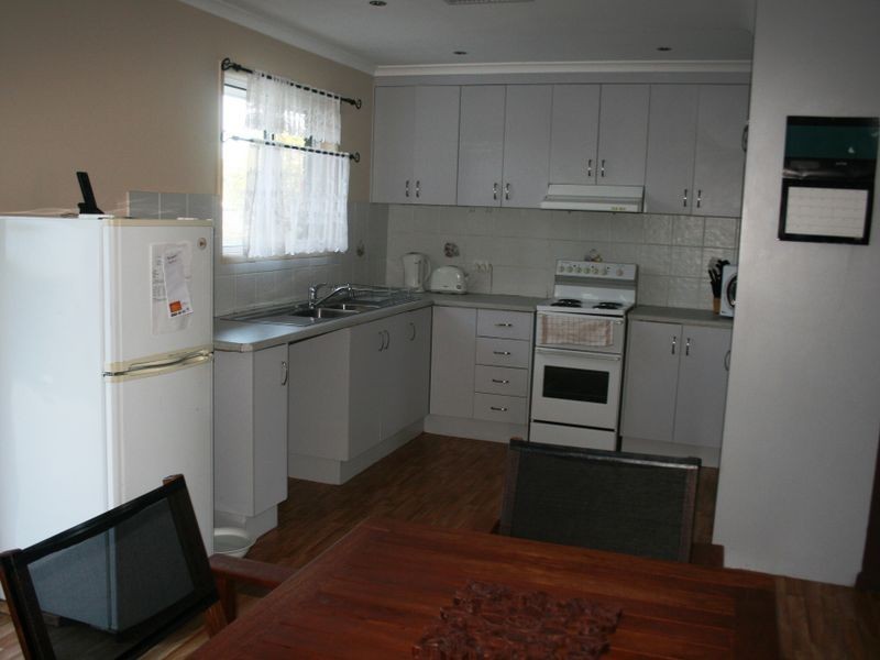 9 Bauhinia Ct, Emerald QLD 4720