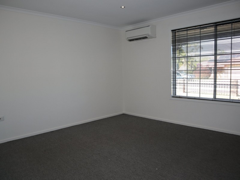 9 Bauhinia Ct, Emerald QLD 4720