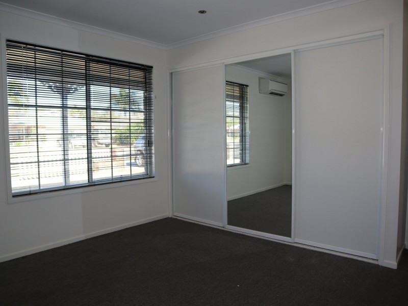 9 Bauhinia Ct, Emerald QLD 4720