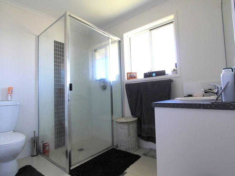 24 Kassidy Street, Emerald QLD 4720