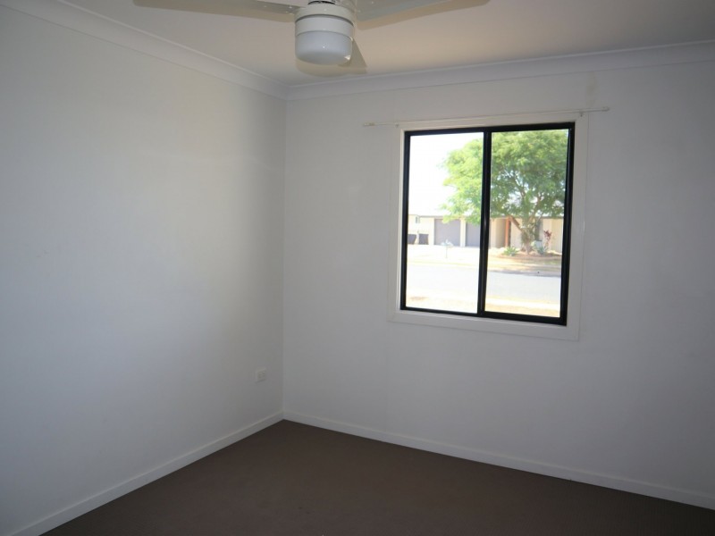 69 Mayfair Drive, Emerald QLD 4720