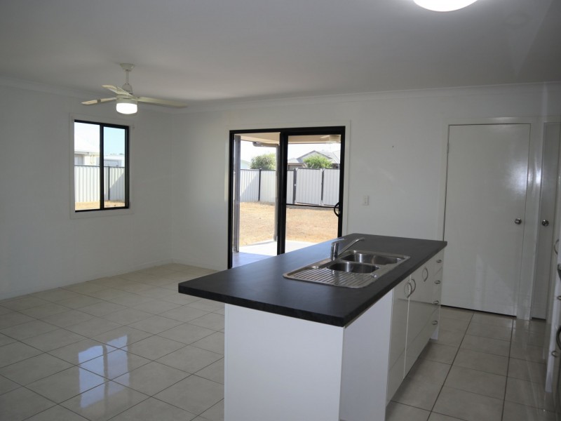 69 Mayfair Drive, Emerald QLD 4720