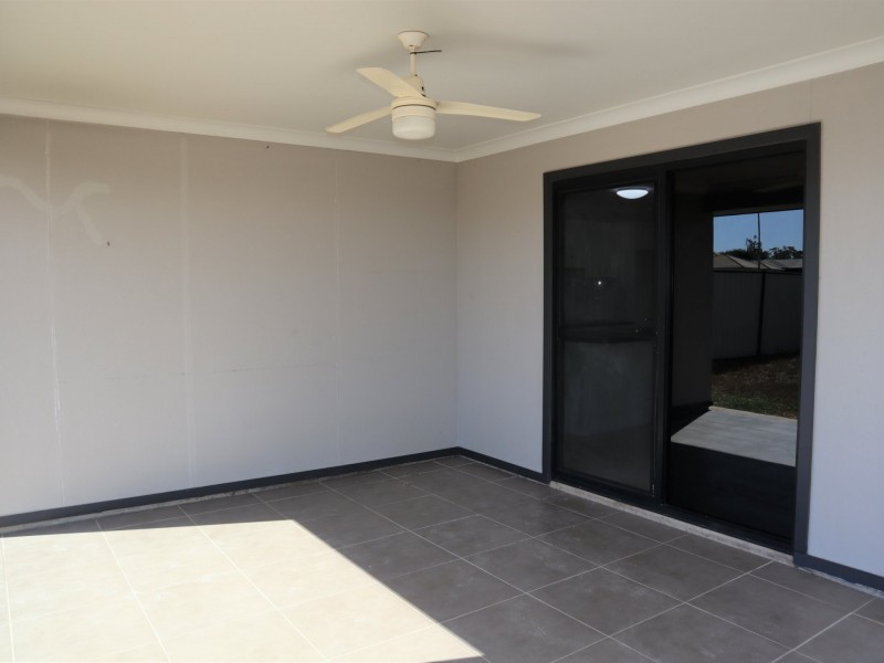 69 Mayfair Drive, Emerald QLD 4720