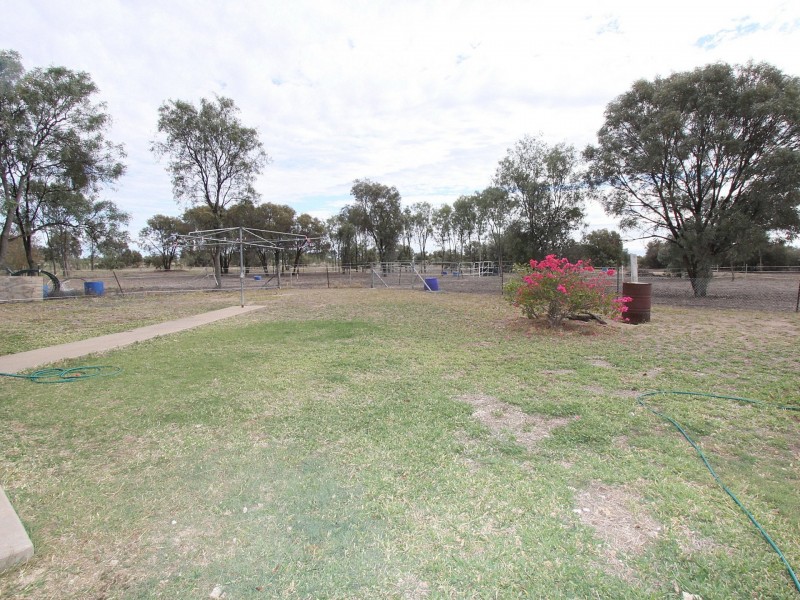 25027 (Lot Capricorn Highway, Emerald QLD 4720
