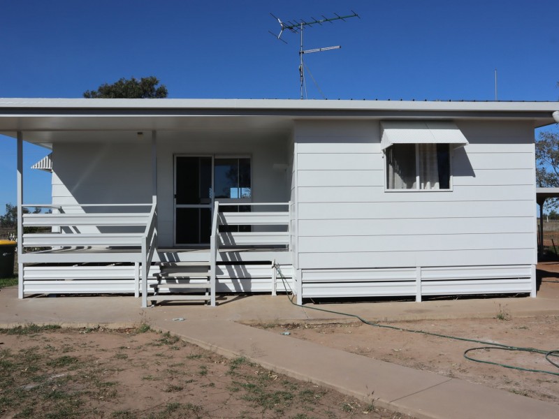 25027 (Lot Capricorn Highway, Emerald QLD 4720