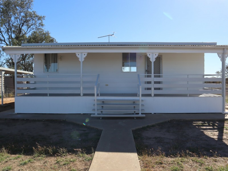 25027 (Lot Capricorn Highway, Emerald QLD 4720