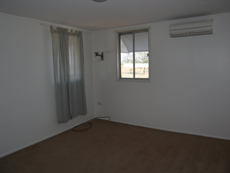 25027 (Lot Capricorn Highway, Emerald QLD 4720