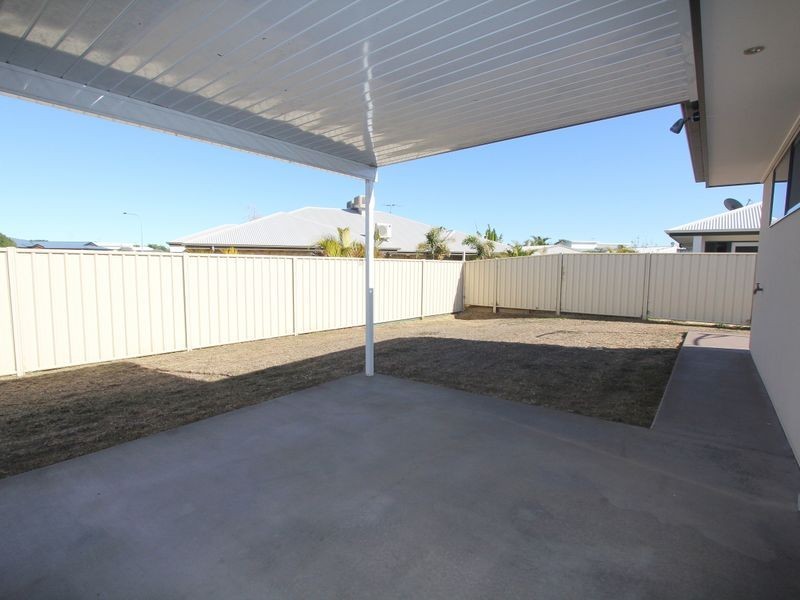 Unit 2/2 Morgan Place, Emerald QLD 4720