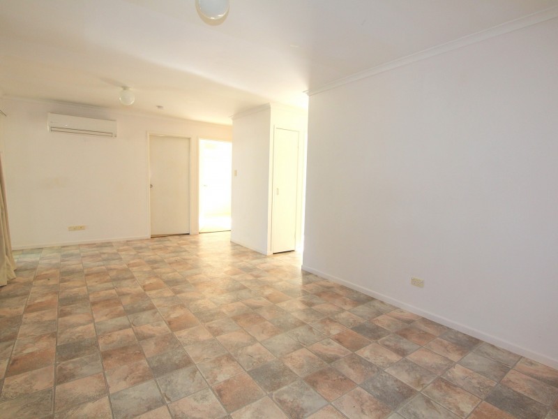 84 Braeside Rd, Emerald QLD 4720