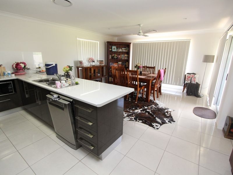 22 Kassidy Drive, Emerald QLD 4720