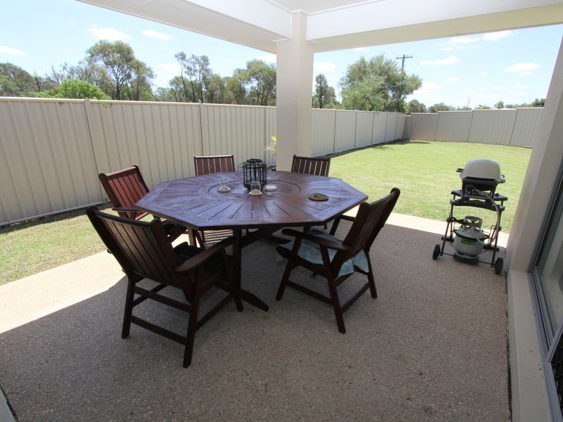 22 Kassidy Drive, Emerald QLD 4720