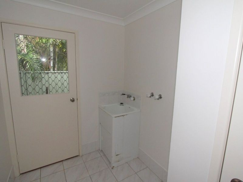 6 Ward Place, Emerald QLD 4720