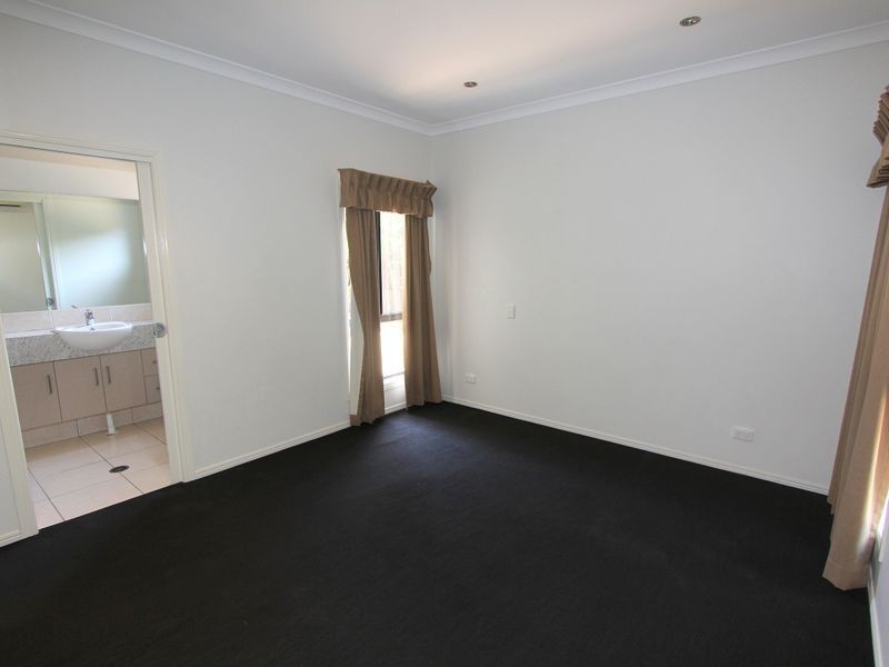 Unit 1/20 Riverview Street, Emerald QLD 4720