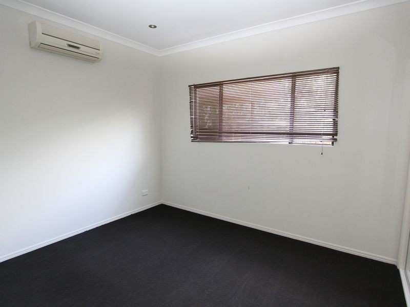 Unit 1/20 Riverview Street, Emerald QLD 4720