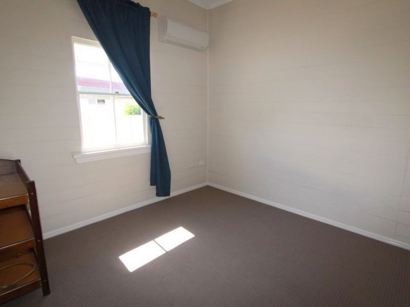 10 Roundtree Dr, Emerald QLD 4720