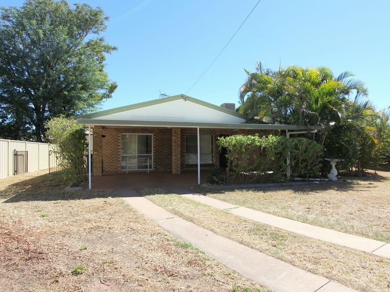 7 Gibson Grove, Emerald QLD 4720