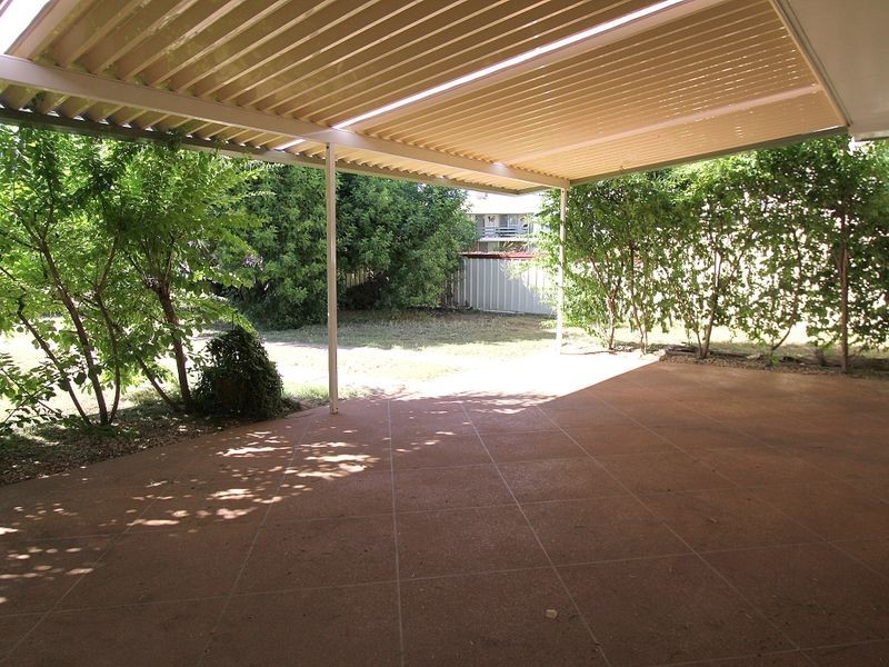 7 Gibson Grove, Emerald QLD 4720