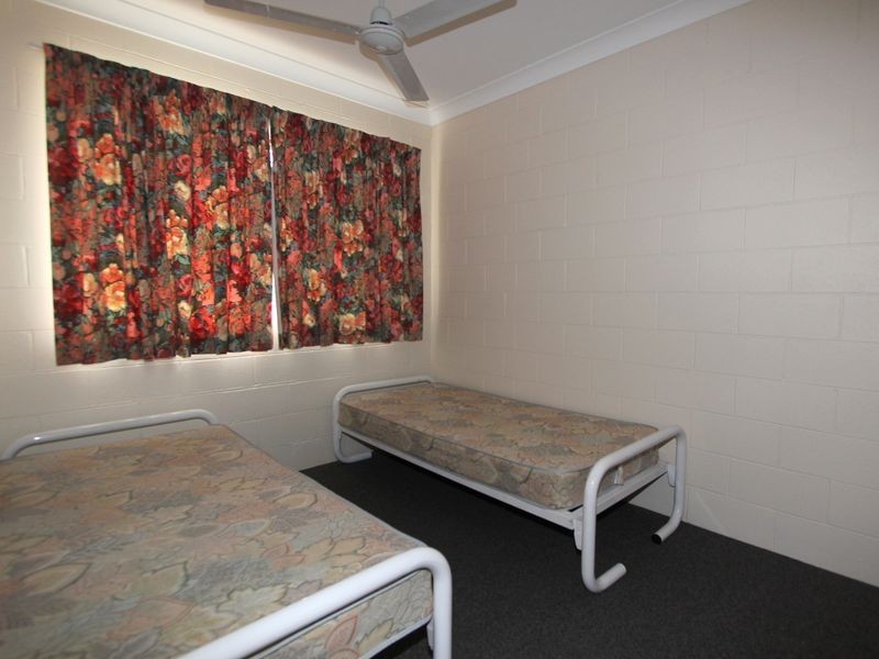 Unit 1/18 Diamond Avenue, Emerald QLD 4720