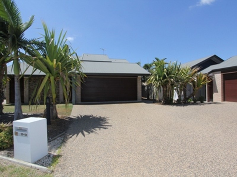 Unit 11/20-24 Mooney Crescent, Emerald QLD 4720