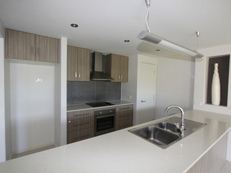 Unit 11/20-24 Mooney Crescent, Emerald QLD 4720