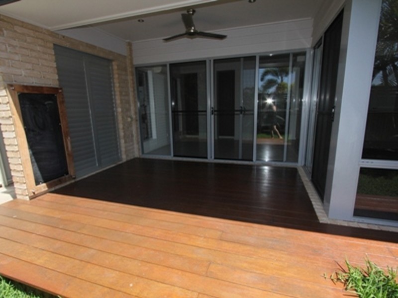 Unit 11/20-24 Mooney Crescent, Emerald QLD 4720
