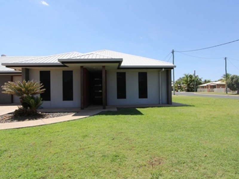 Unit 1/228 Borilla Street, Emerald QLD 4720