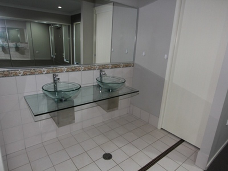 Unit 1/228 Borilla Street, Emerald QLD 4720