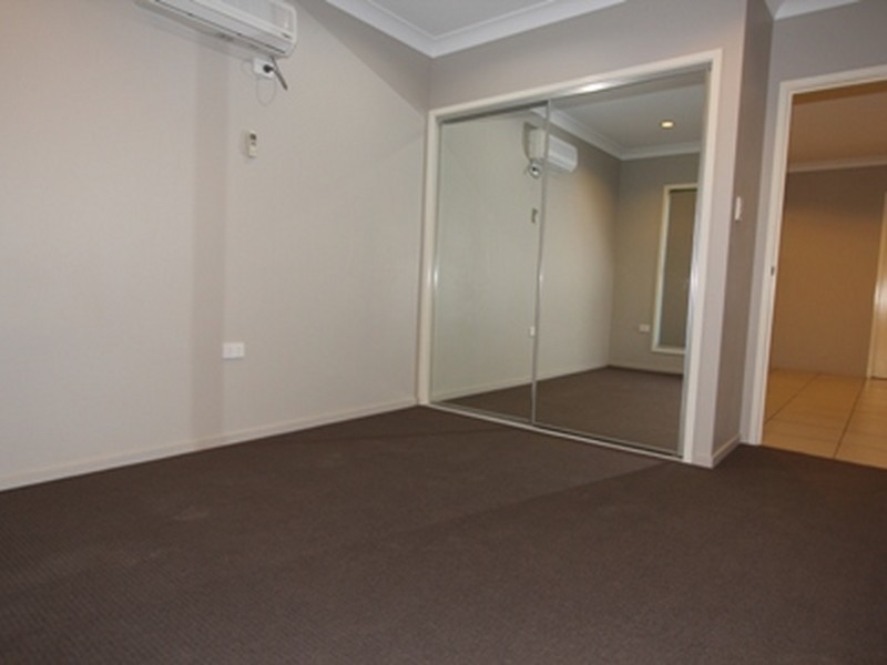 Unit 1/228 Borilla Street, Emerald QLD 4720