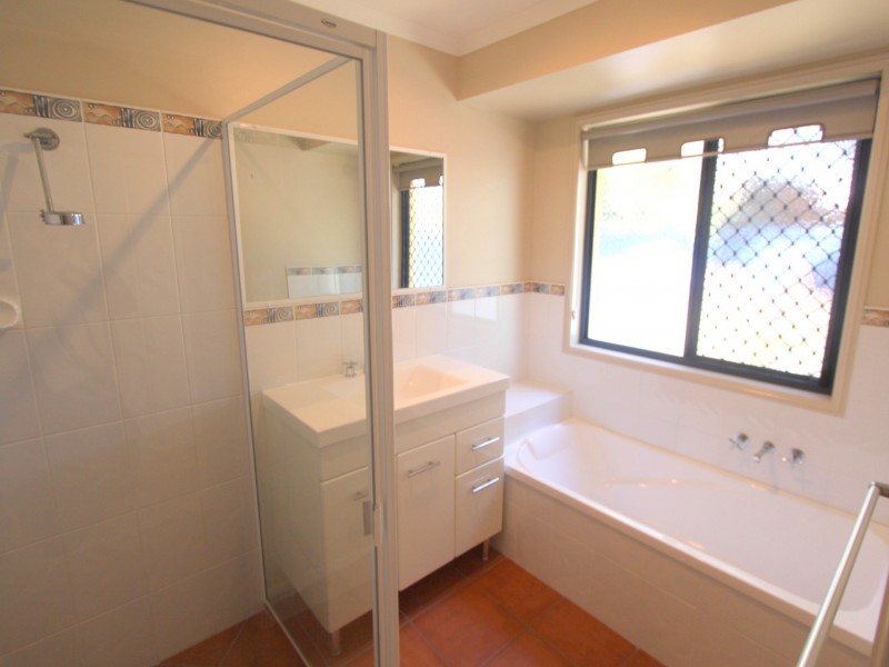 5 Park Avenue, Emerald QLD 4720