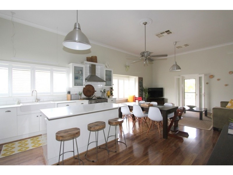 16A Crendon Street, Emerald QLD 4720