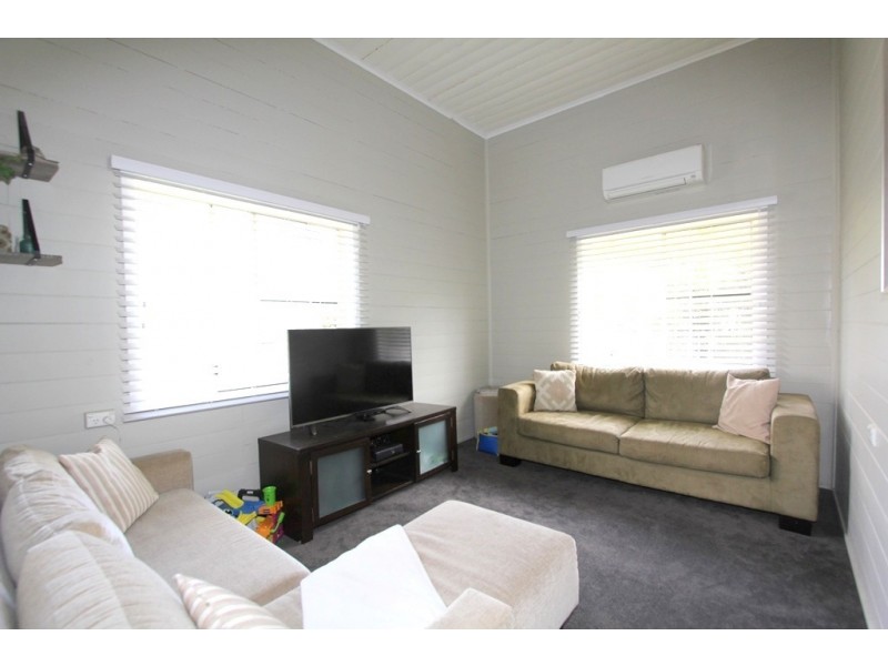 16A Crendon Street, Emerald QLD 4720