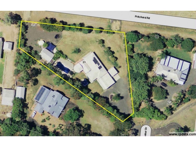 21 Coaker Drive, Emerald QLD 4720