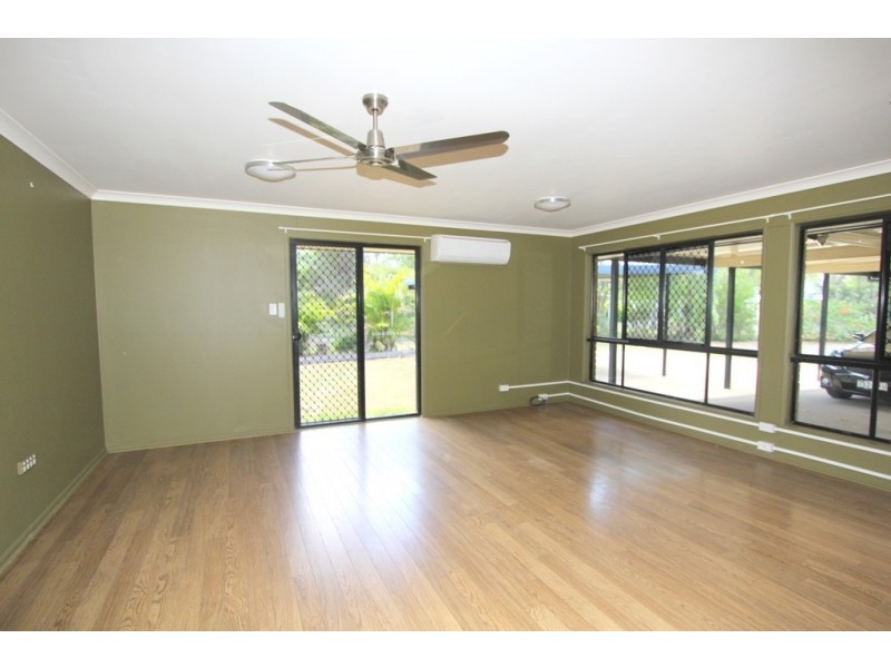 21 Coaker Drive, Emerald QLD 4720