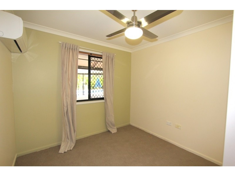 21 Coaker Drive, Emerald QLD 4720