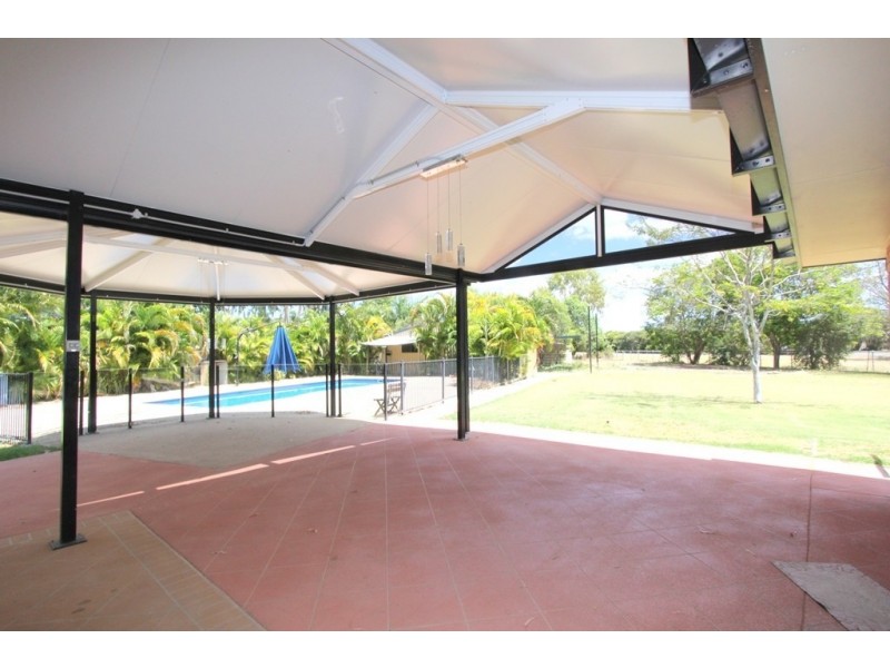 21 Coaker Drive, Emerald QLD 4720