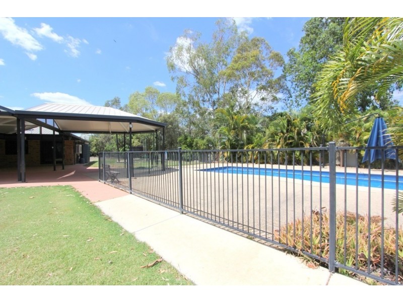 21 Coaker Drive, Emerald QLD 4720