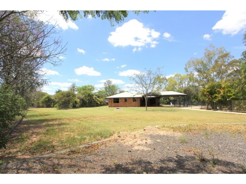 21 Coaker Drive, Emerald QLD 4720