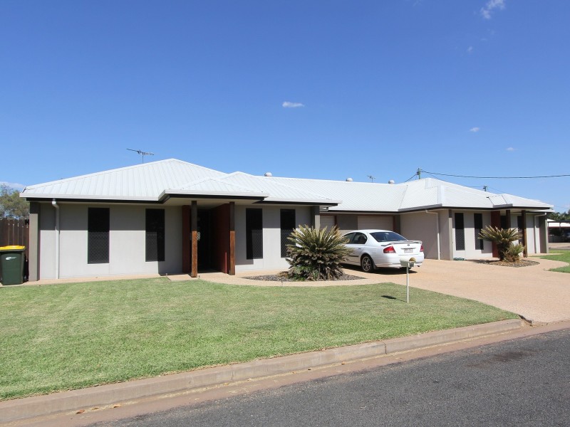 Unit 2/228 Borilla Street, Emerald QLD 4720