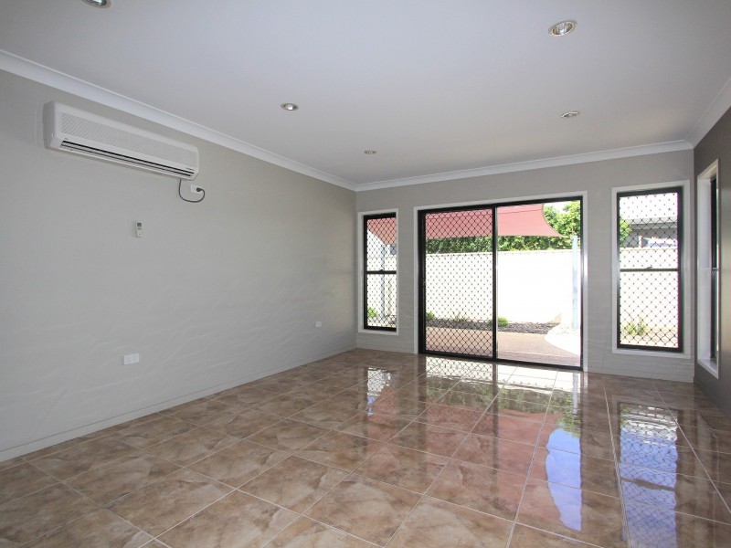 Unit 2/228 Borilla Street, Emerald QLD 4720