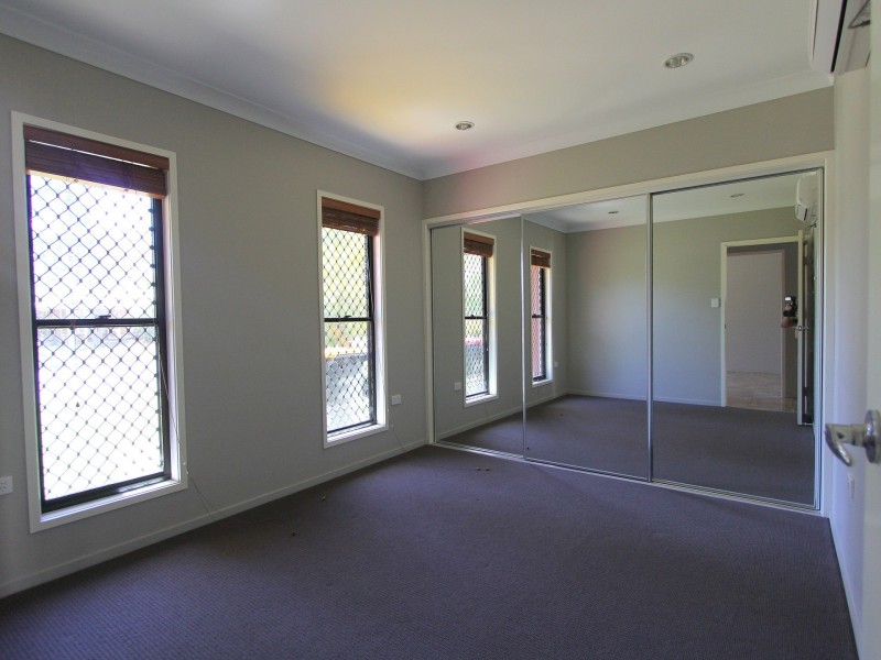 Unit 2/228 Borilla Street, Emerald QLD 4720