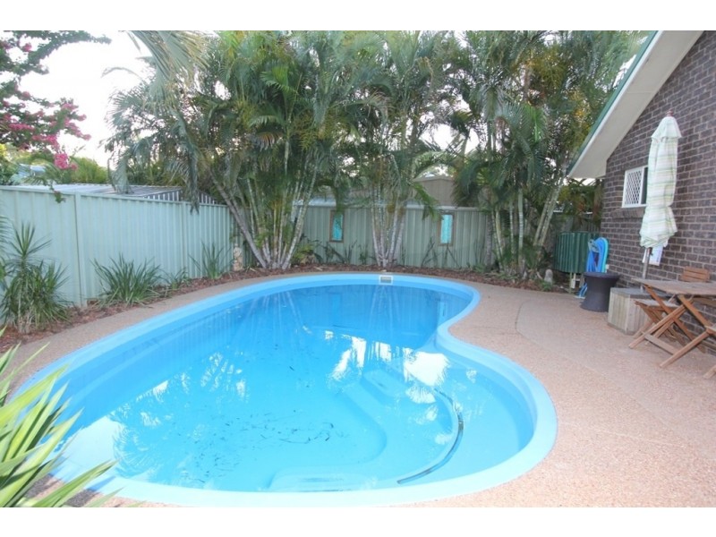 76 Park Ave, Emerald QLD 4720